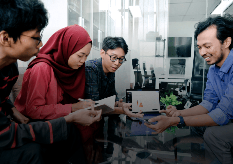 Menjadi Warga Digital